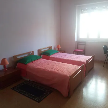 56 Euro A Notte Cagliari