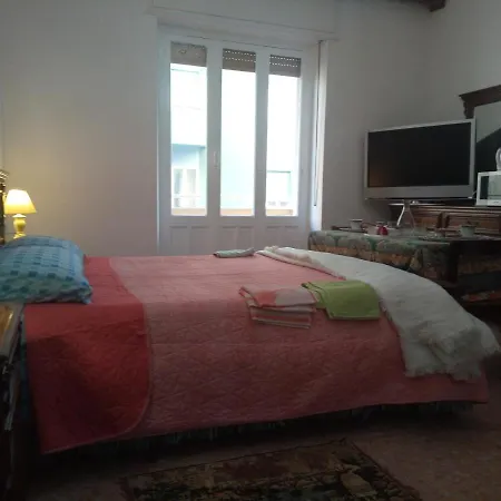 56 Euro A Notte Bed & Breakfast Cagliari